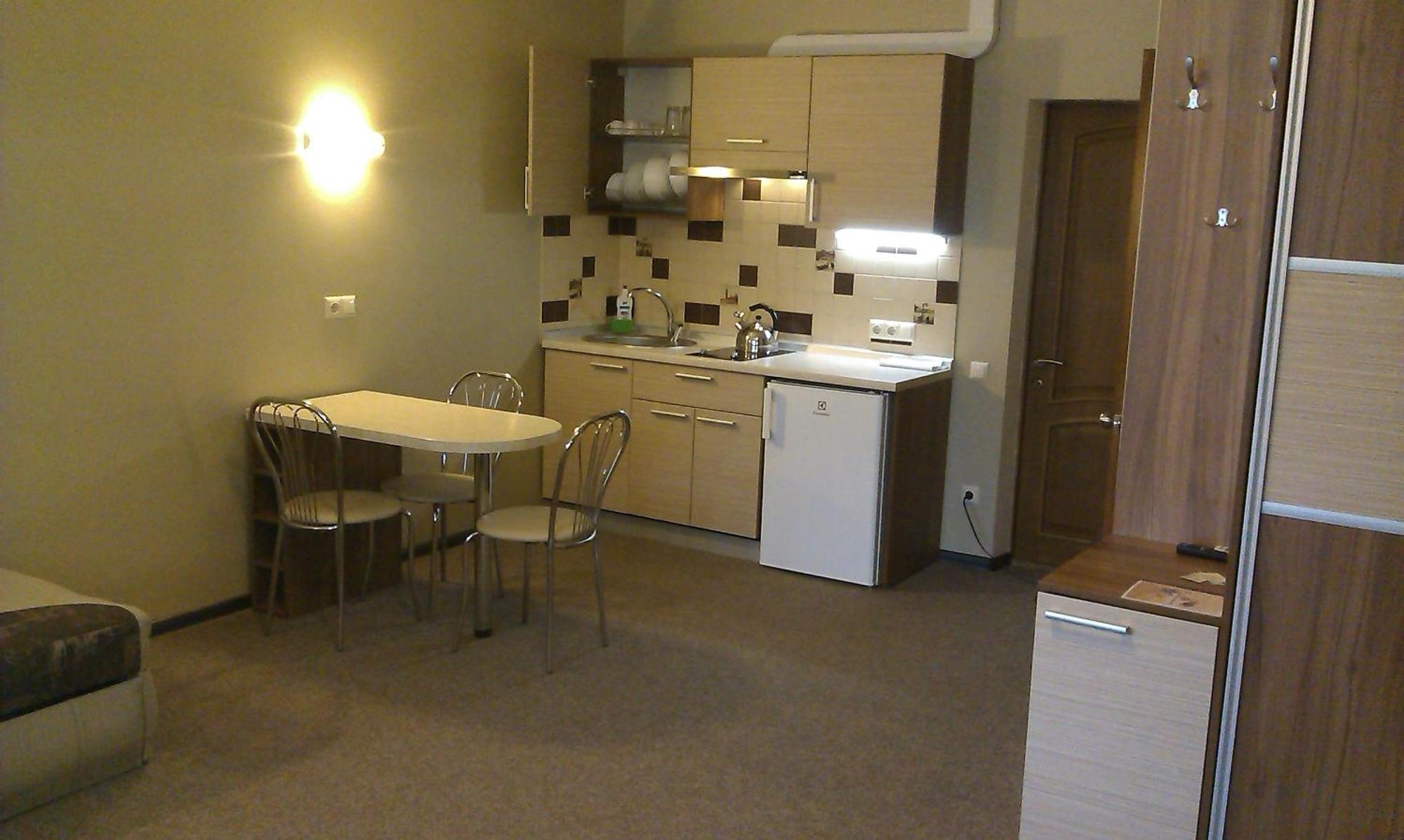 Aparthotel Yuzhniy Dvorik Odessa Exterior foto