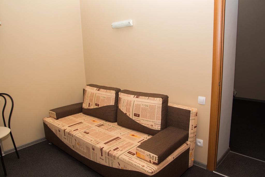 Aparthotel Yuzhniy Dvorik Odessa Exterior foto